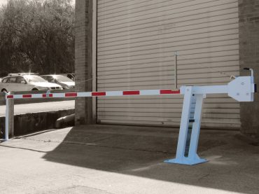 Avon Manual Barrier, manual lifting arm barrier, control vehicle access